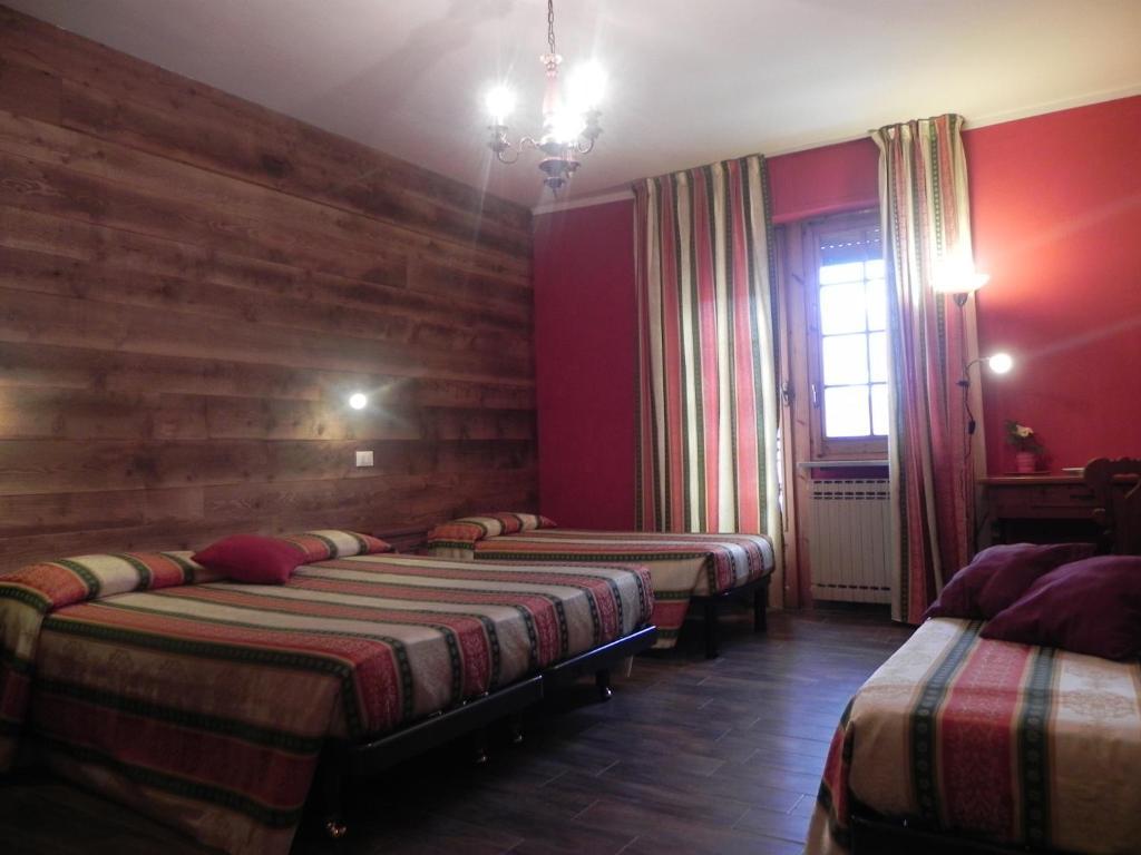 Hotel Trois Etoiles Entracque Szoba fotó